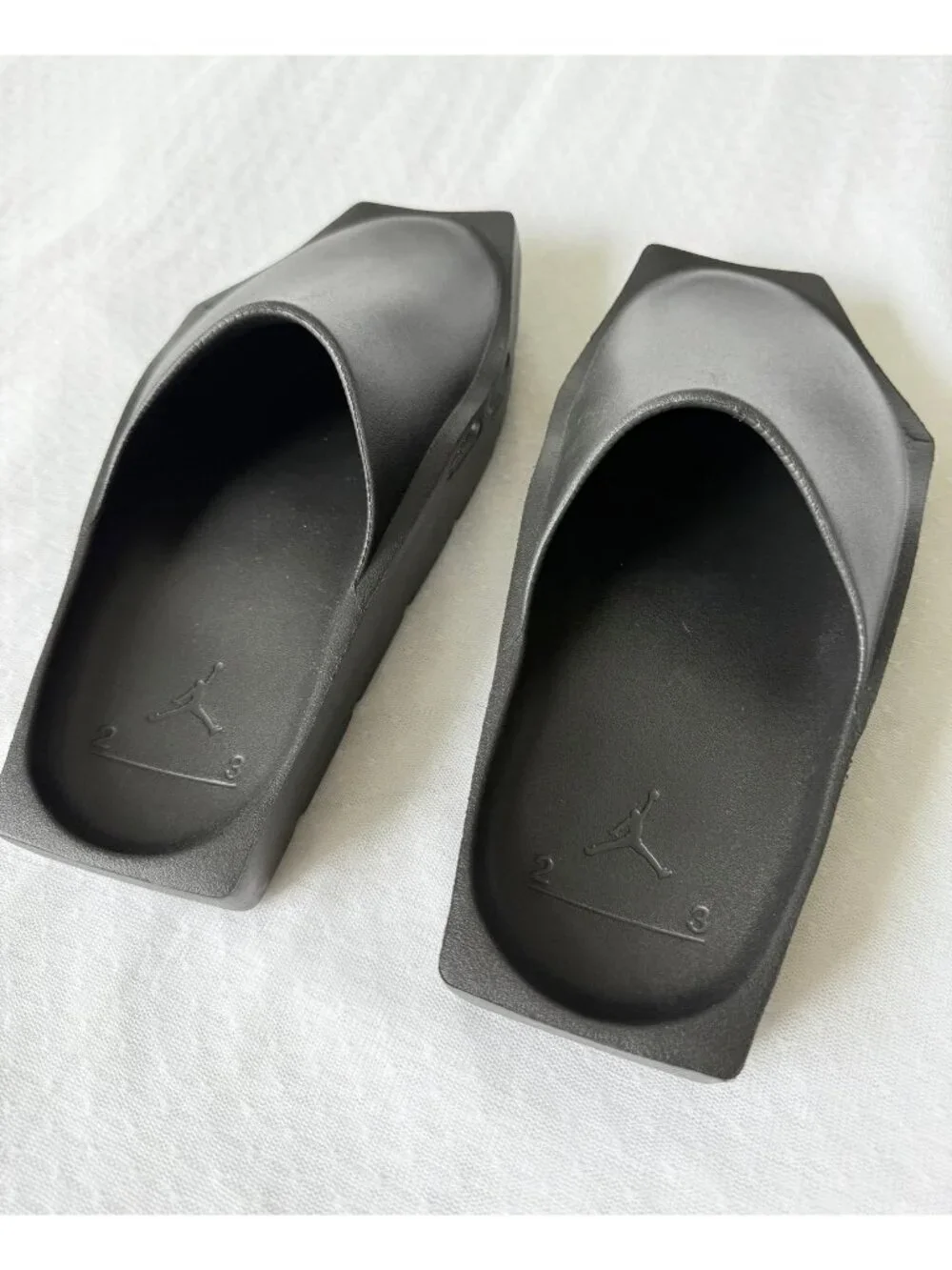 7 Women’s slides Air Jordan Billie Eilish x Jordan Hex Mule 'Black' DQ8337-001 - Picture 3 of 5